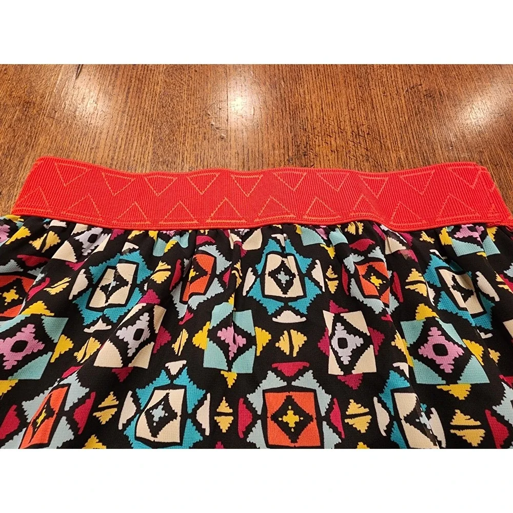 Lularoe Women Lola Black Geometric Skirt Red‎ Waist Band Pull On Small